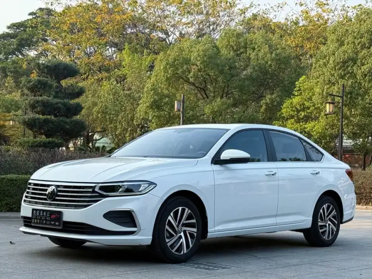 Lavida 2023 1.5L Automatic Full Version