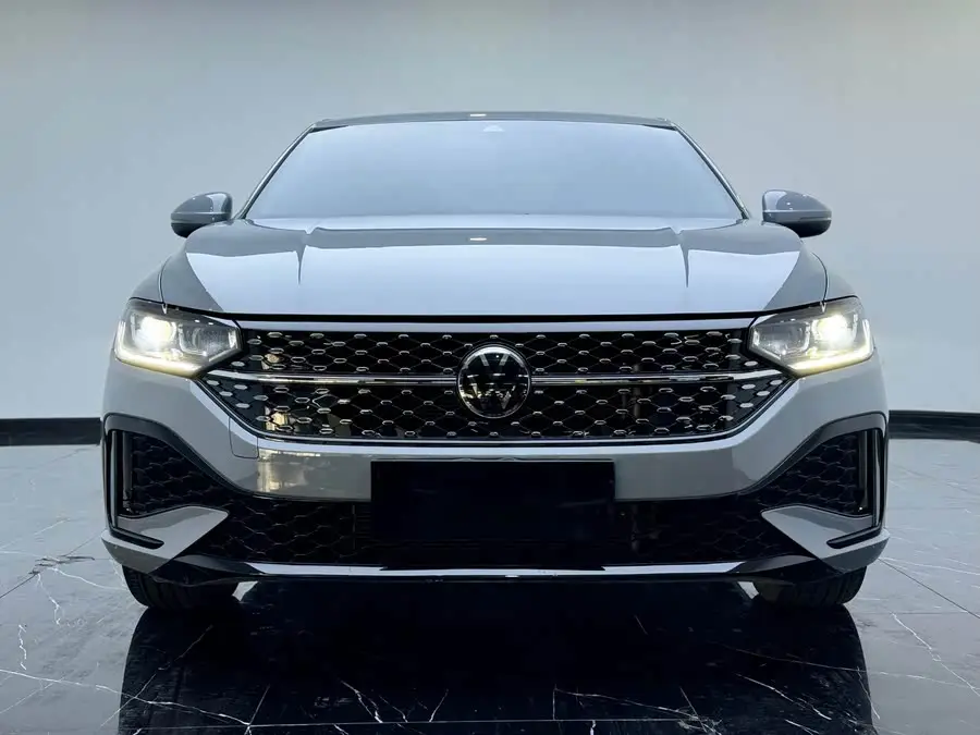 لافيدا 2024 1.5 لتر أوتوماتيكي إصدار النجوم الخمسة مليون