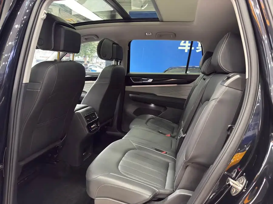 فولكس فاجن تيرامونت 2023 380 TSI 4Motion النسخة الفاخرة المتميزة