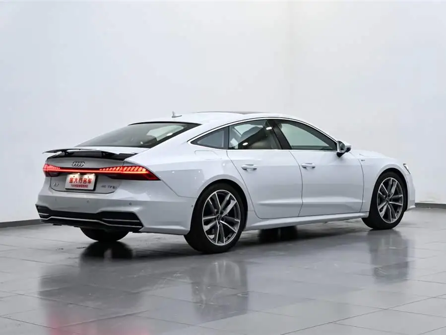 Audi A7 2024 45 TFSI Premium