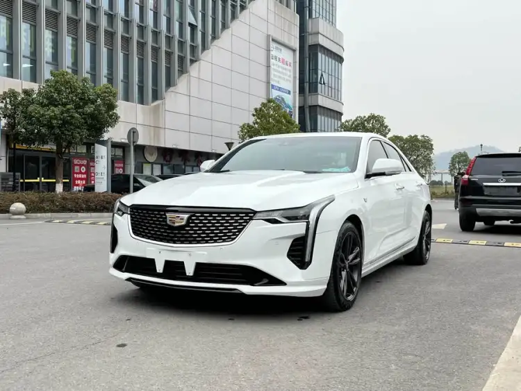 Cadillac CT4 2022 28T Luxury