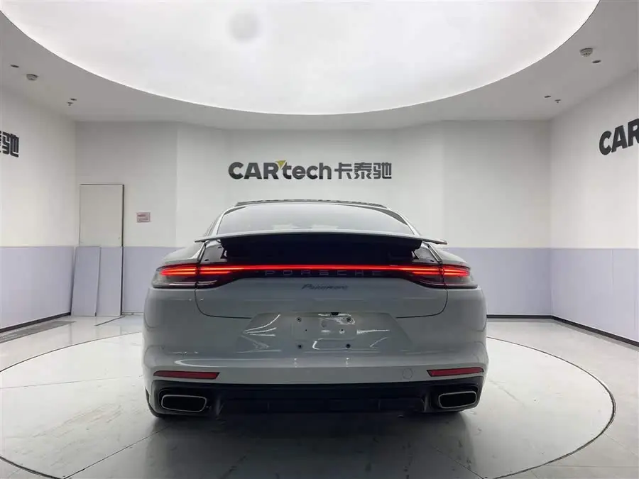 2021 Porsche Panamera Executive 2.9T