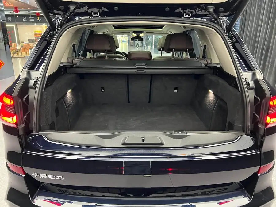 BMW X5 2022 Facelift xDrive 30Li M Sport Package