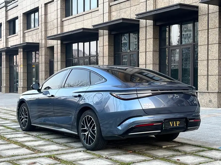 ختم 2023 DM-i 1.5T 121 كم الطراز الرائد