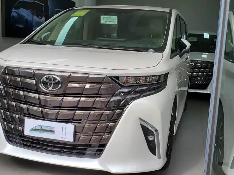 Alphard 2024 Dual Engine 2.5L Premium Edition