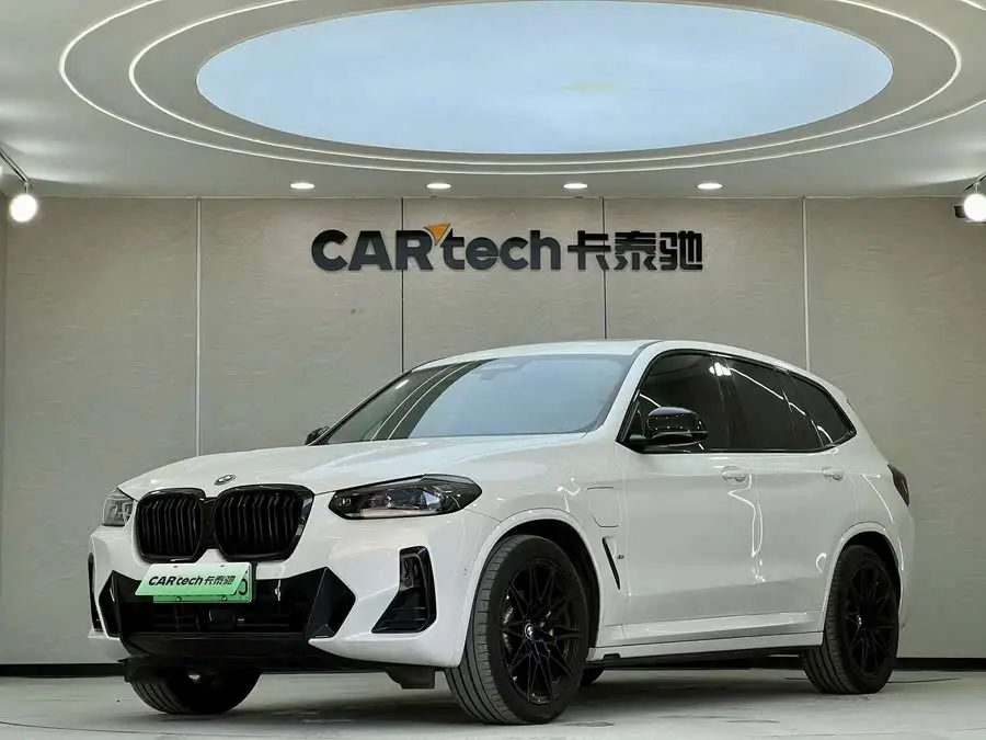 بي إم دبليو iX3 2022 الإصدار الرائد