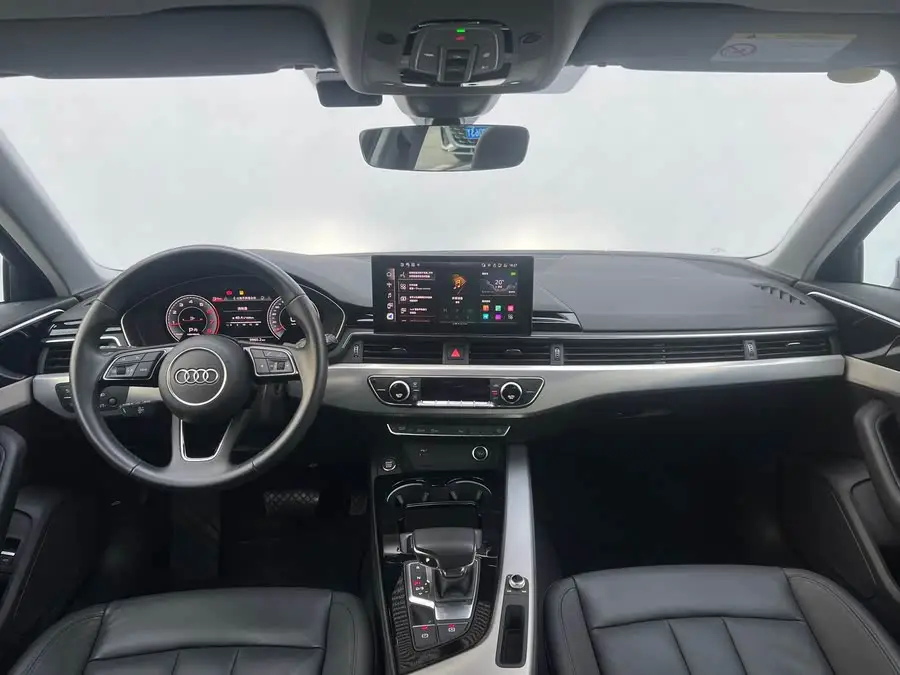 أودي A4 (مستورد) 2023 أڤانت 40 TFSI ديناميكي أنيق