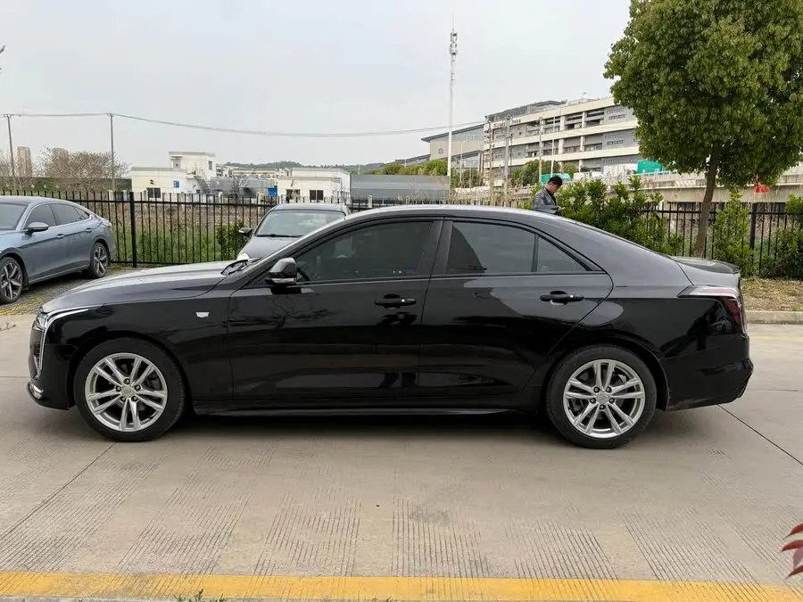 Cadillac CT4 2022 28T Luxury