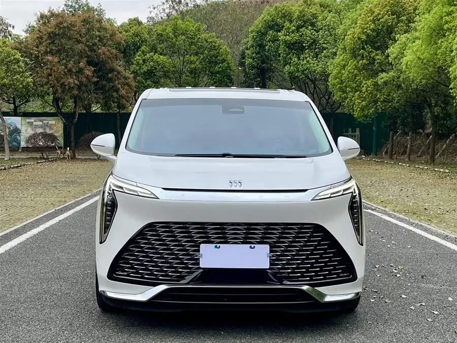 طراز القرن 2023 2.0T ذو ستة مقاعد إصدار يونس