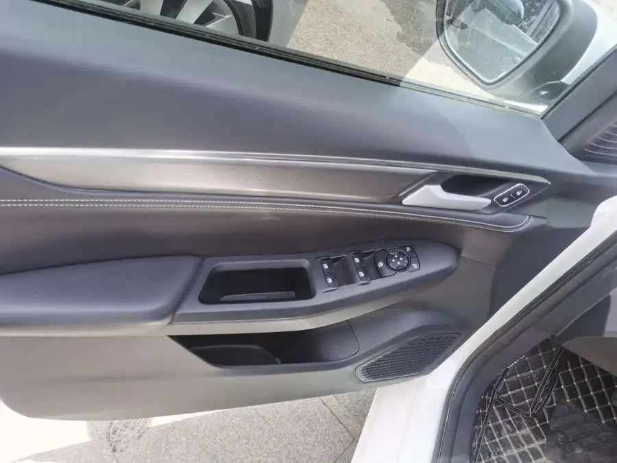 Ford Focus 2021 1.5L Automatic Golden Edition