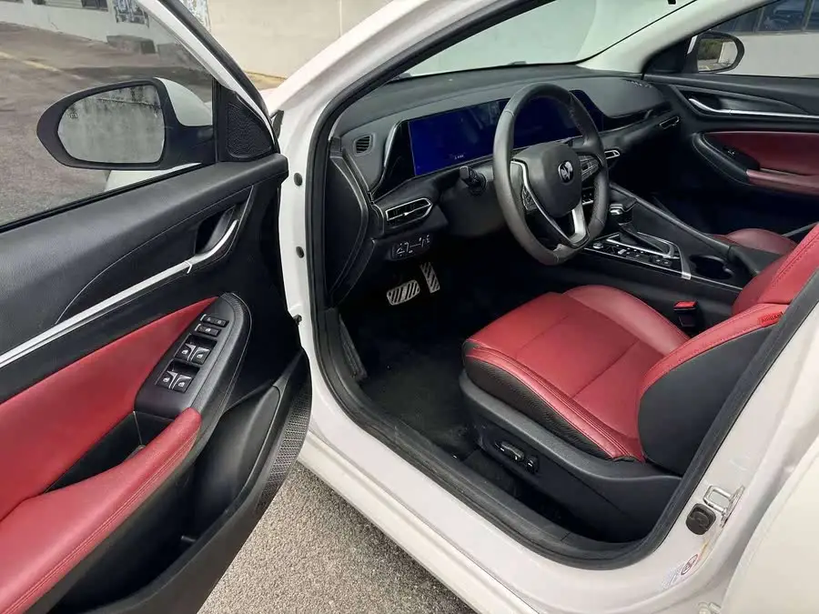 Yidong 2020 PLUS Blue Whale NE 1.4T GDI DCT Flagship