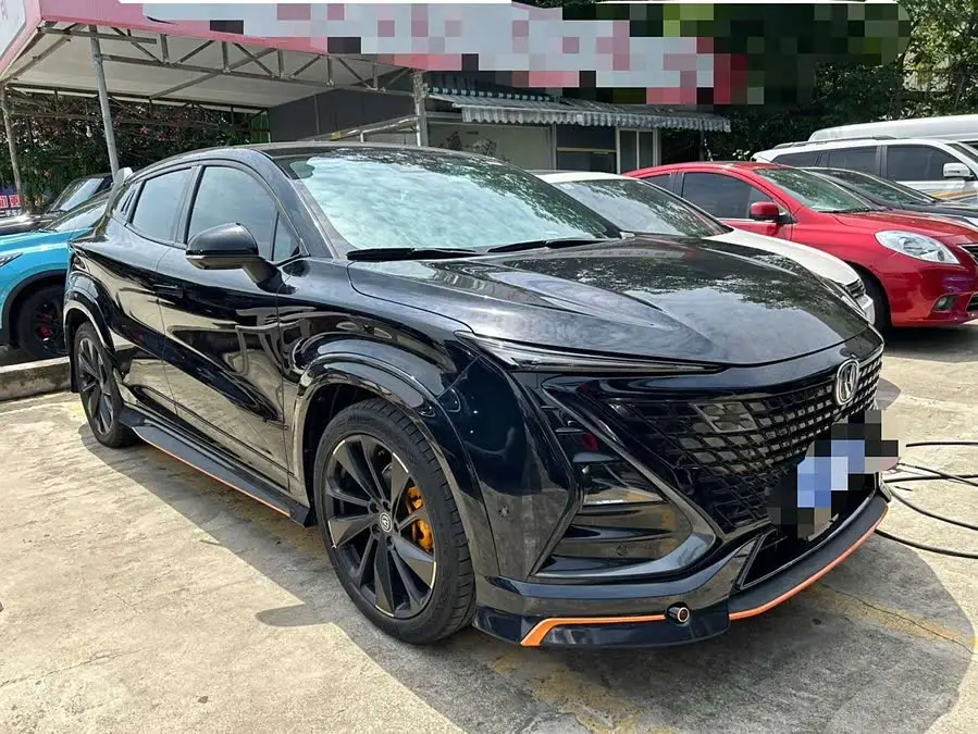 تشانجان UNI-T 2022 2.0T الفاخرة