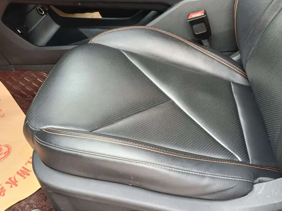 Changan UNI-V 2022 1.5T Deluxe