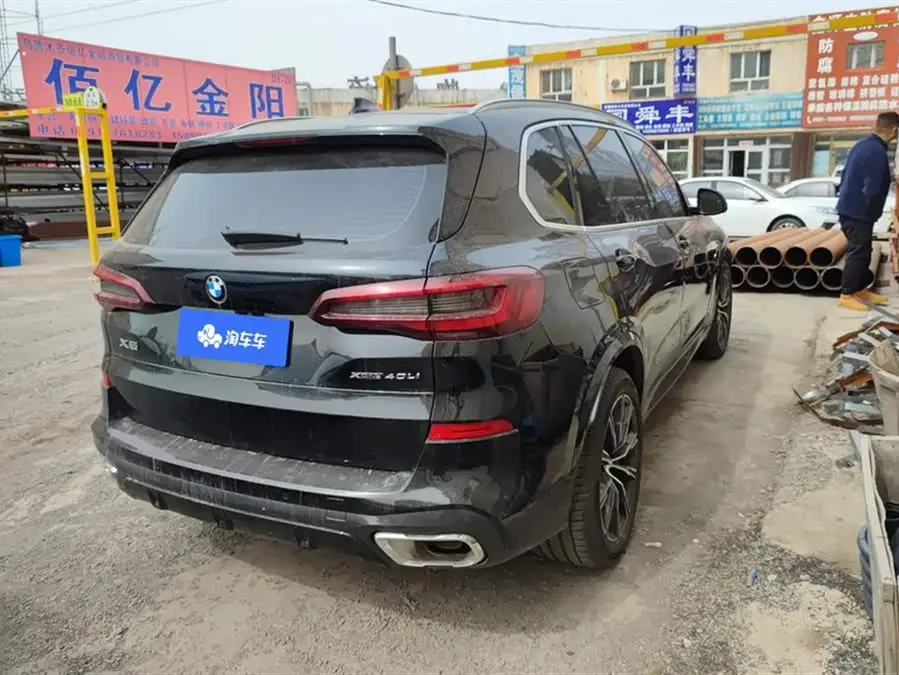 بي إم دبليو X5 2022 طراز مُعدل xDrive 30Li حزمة M الرياضية