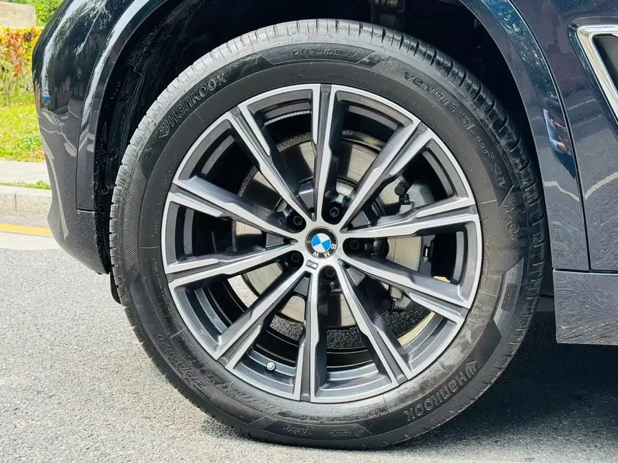 BMW X5 2022 xDrive 30Li Executive M Sport Package