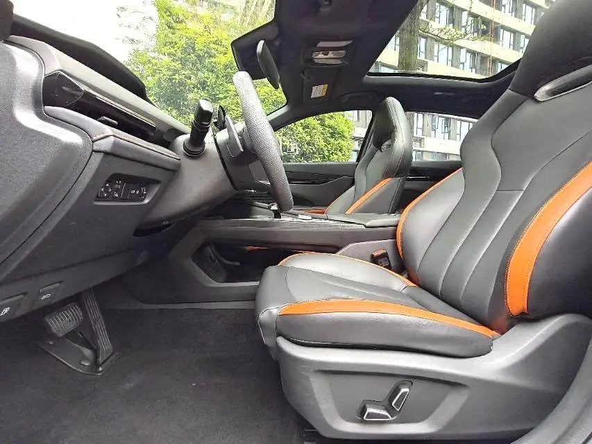 Changan UNI-V 2024 1.5T Premium