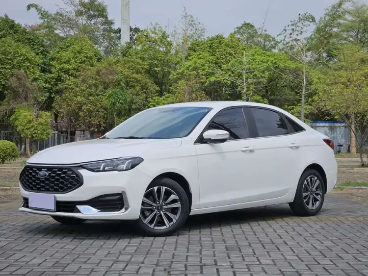 Ford Focus 2021 1.5L Automatic Golden Edition