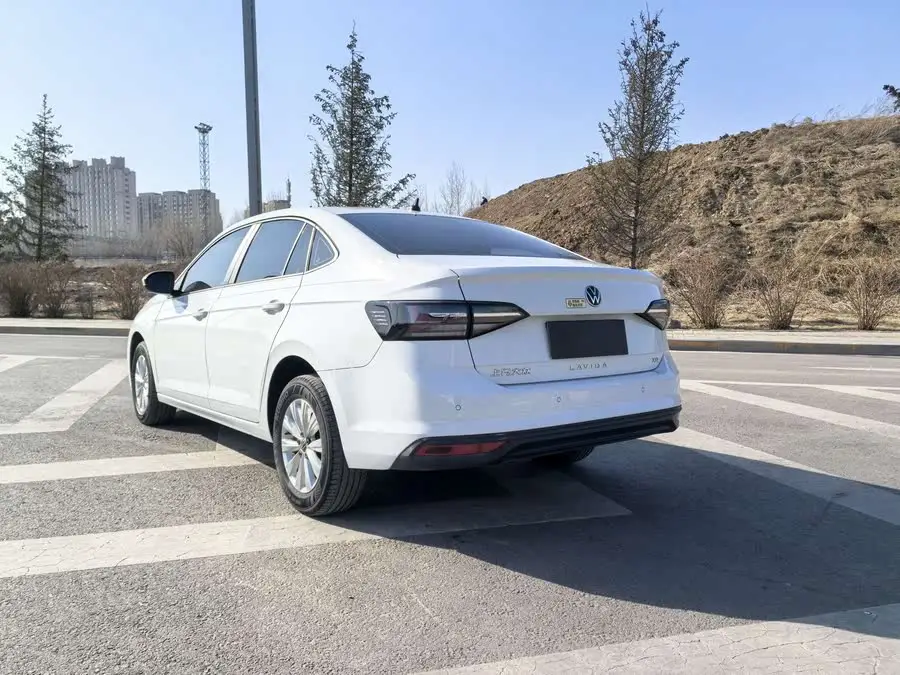 Lavida 2023 1.5L Automatic Deluxe Edition