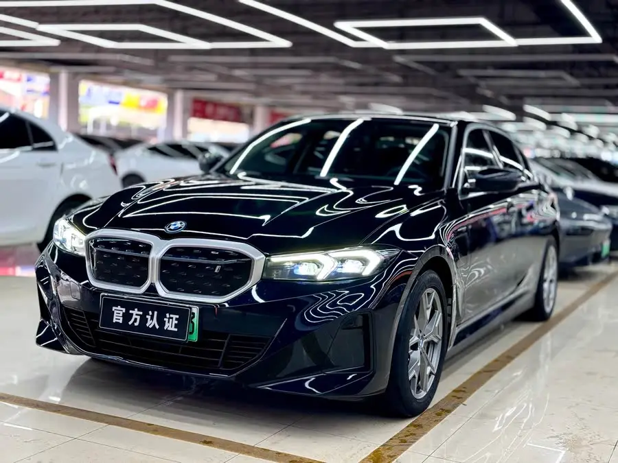 BMW i3 2022 eDrive 35 L