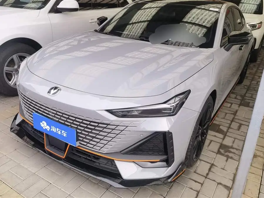 Changan UNI-V 2022 1.5T Sport Edition