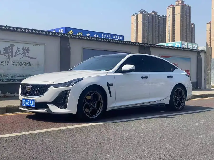 كاديلاك CT5 2020 طراز 28T بلاتينيوم سبورت