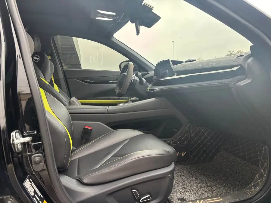 Changan UNI-V 2022 1.5T Sport Version