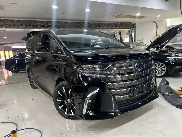 Alphard 2024 Dual Engine 2.5L Premium Edition