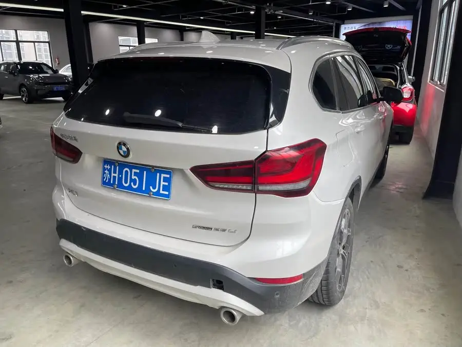 BMW X1 2022 sDrive25Li Leading Edition