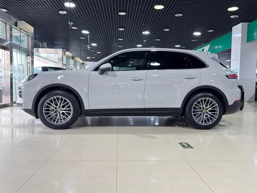2024 Cayenne 3.0T