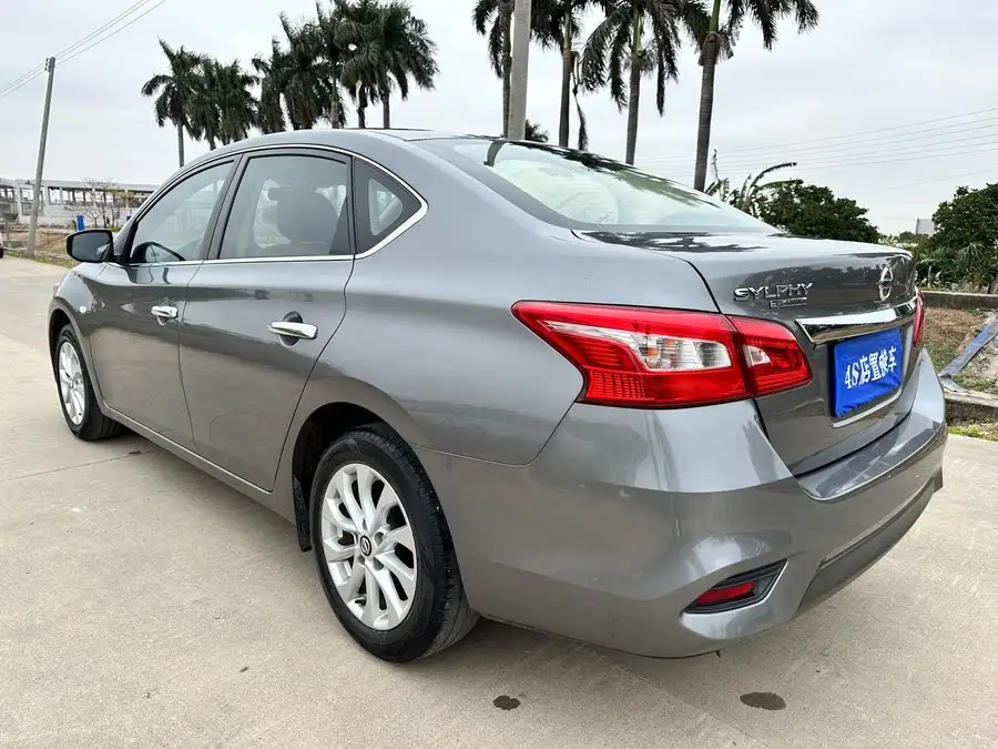 نيسان سيلفي 2022 كلاسيك 1.6XL CVT الفاخرة