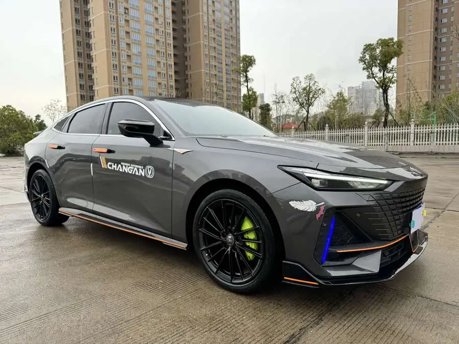 شانجان UNI-V 2023 1.5T نسخة رياضية