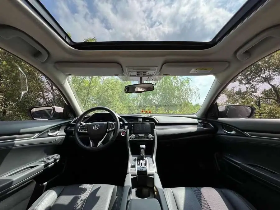 Civic 2019 220TURBO CVT Sport Version National V