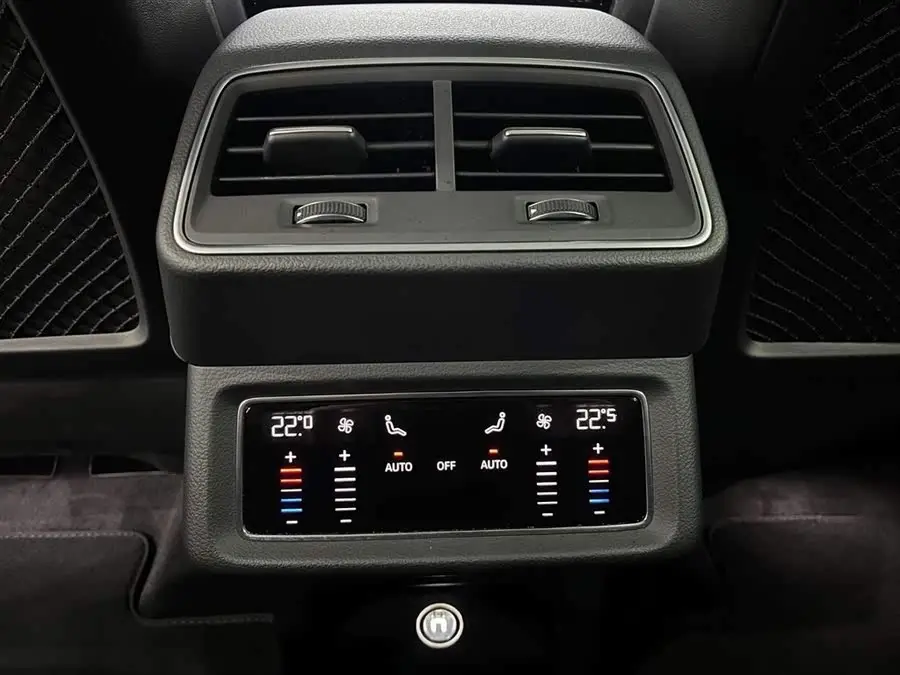 Audi e-tron 2021 50 quattro Selection