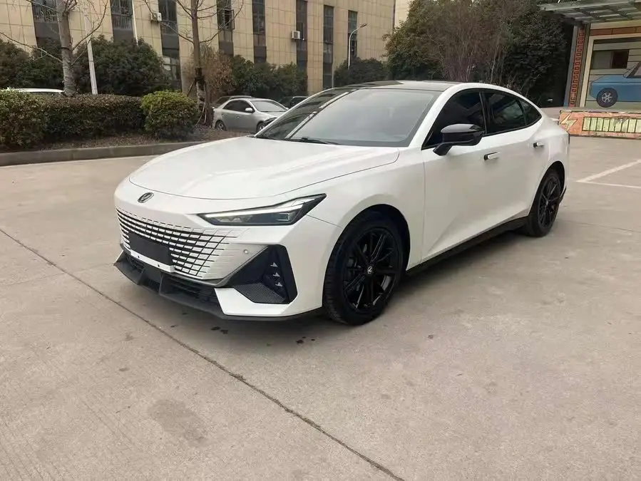 Changan UNI-V 2022 1.5T Premium