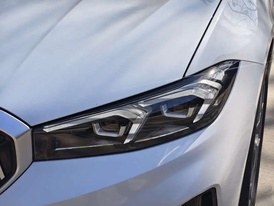 بي إم دبليو i3 2024 eDrive 35 L