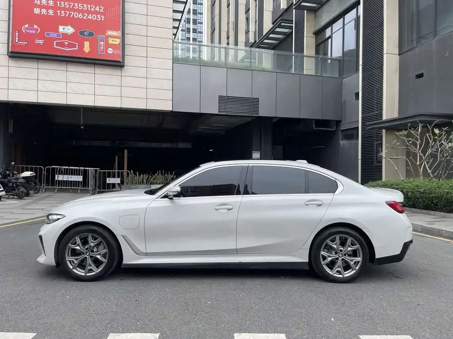 بي إم دبليو i3 2022 eDrive 35 L