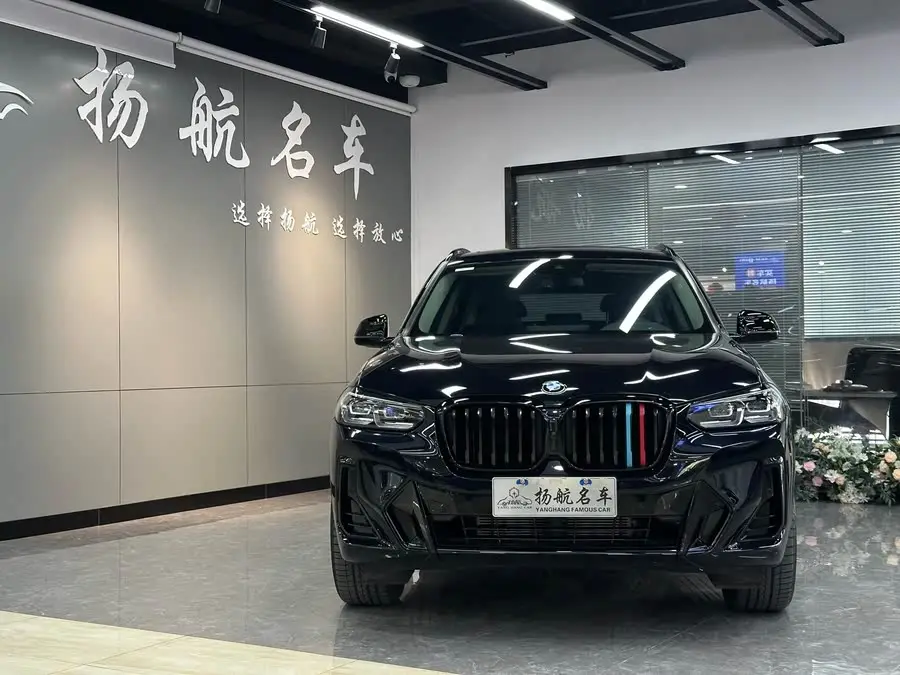 BMW X3 2023 xDrive30i Leading Model M Night Package