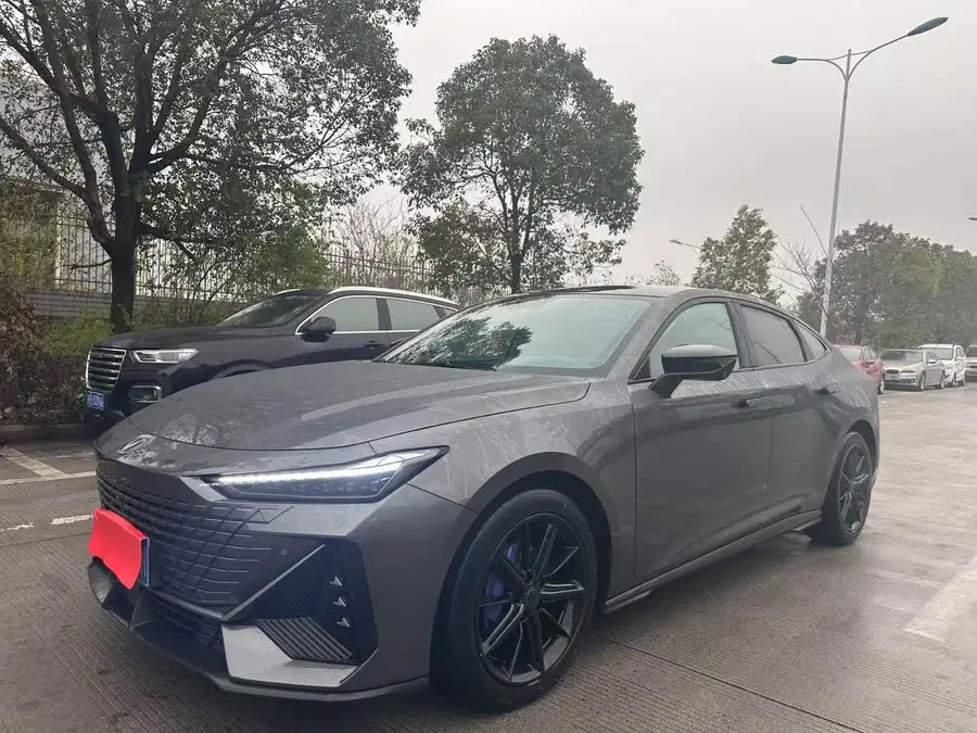 Changan UNI-V 2022 1.5T Premium