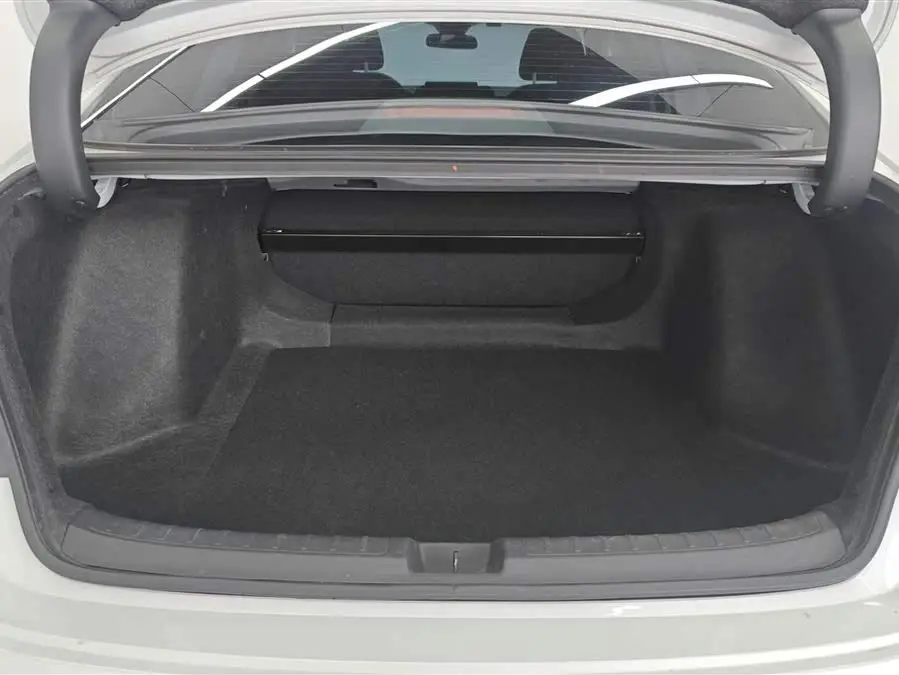 2023 Model 240TURBO CVT Leading Edition