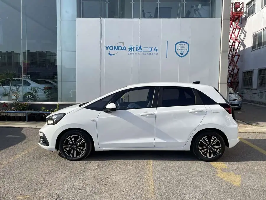 2021 هوندا فيت 1.5 لتر CVT إصدار تمتع潮