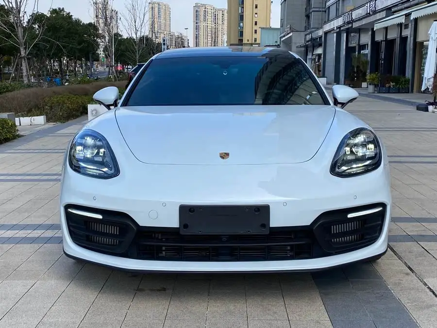 2022 Panamera Executive Platinum Edition 2.9T