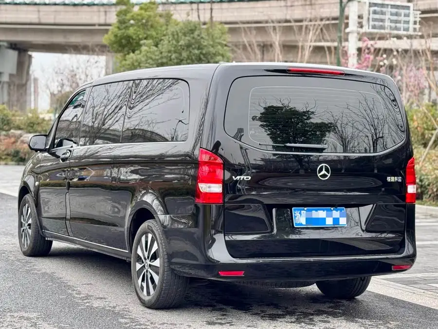 Vito 2021 2.0T Business Edition 7-seater