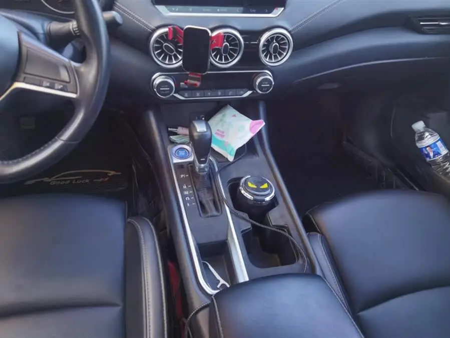 سيدان شوان يي 2021 موديل 1.6 لتر XL CVT إصدار الاستمتاع