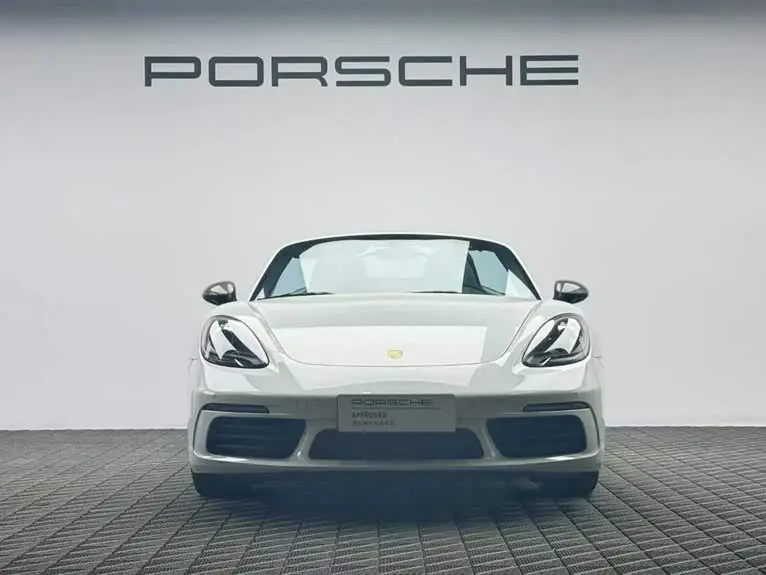 Porsche 718 2019 Boxster T 2.0T