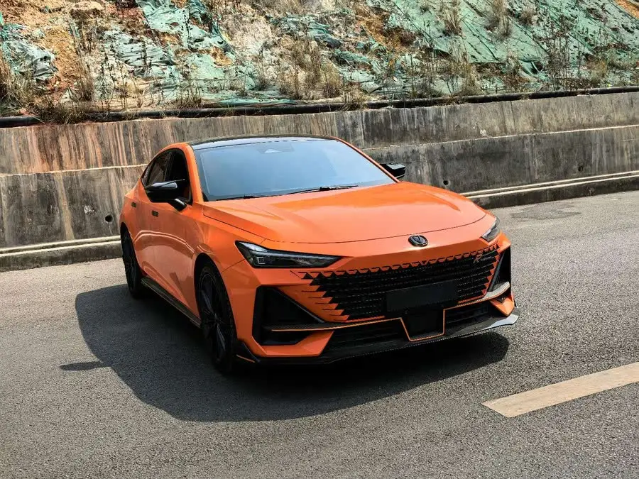 Changan UNI-V 2023 1.5T Sports Edition