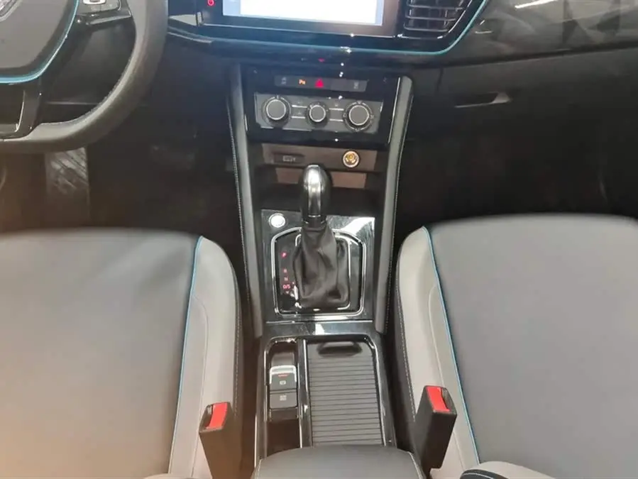 Jetta VS5 2022 Model 280 TSI Automatic High Gloss Enjoyment Edition