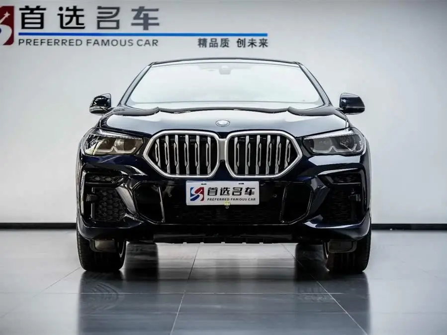 بي إم دبليو X6 2022 xDrive30i حزمة M الرياضية