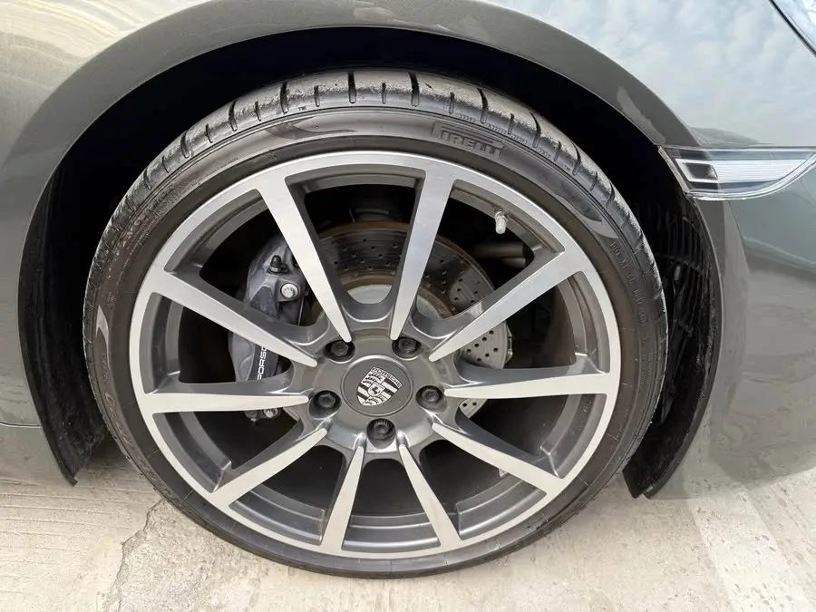 Porsche 718 2020 Model Boxster 2.0T