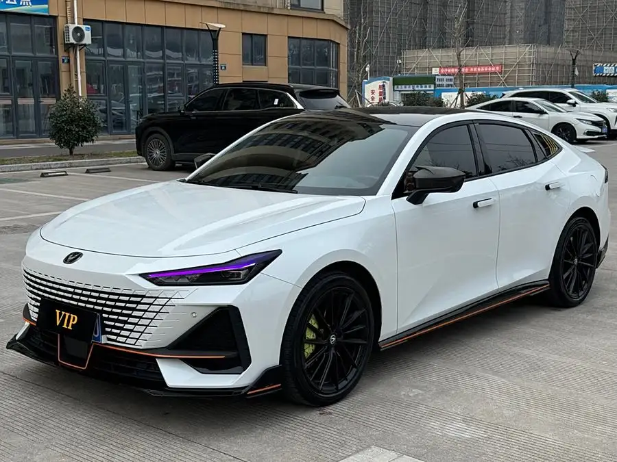 Changan UNI-V 2023 1.5T Sport Edition