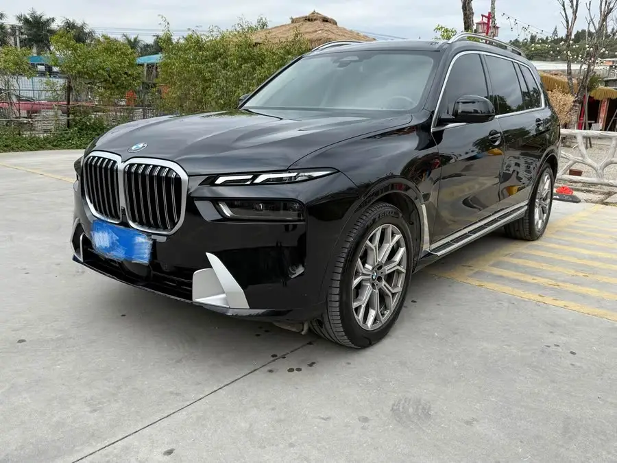 بي إم دبليو X7 2023 xDrive40i حزمة فاخرة